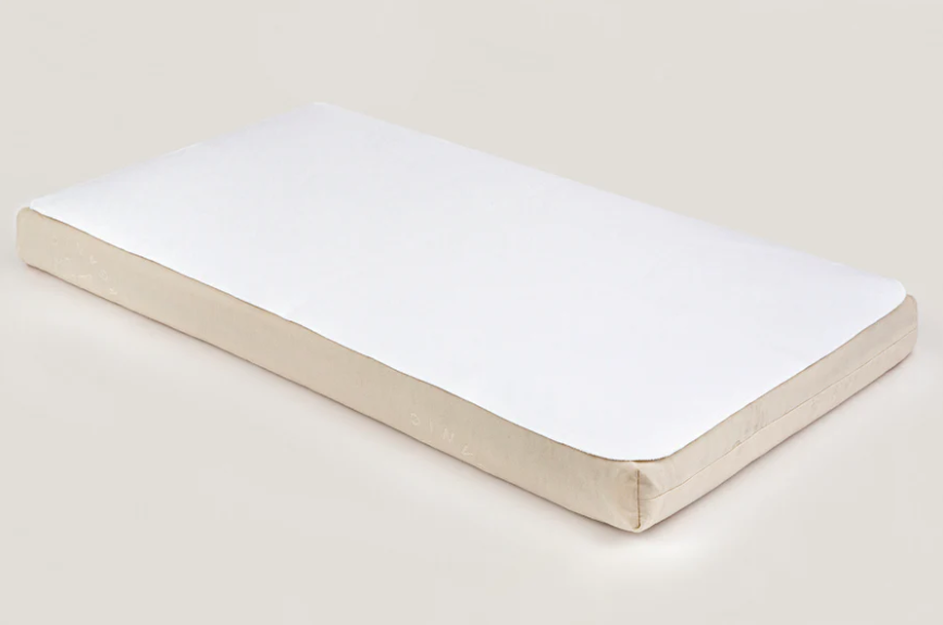 Matrasbeschermer voor co-sleeping bed Martha