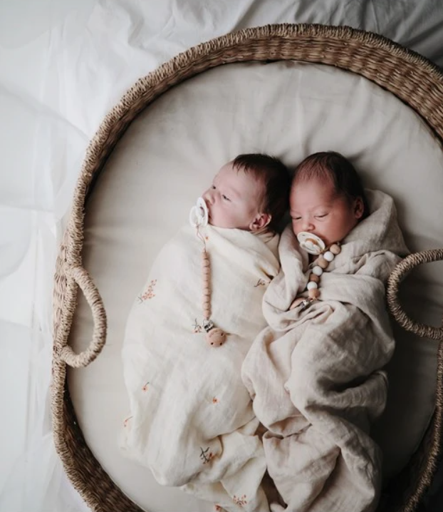 Couffin naturel en jonc de mer avec matelas