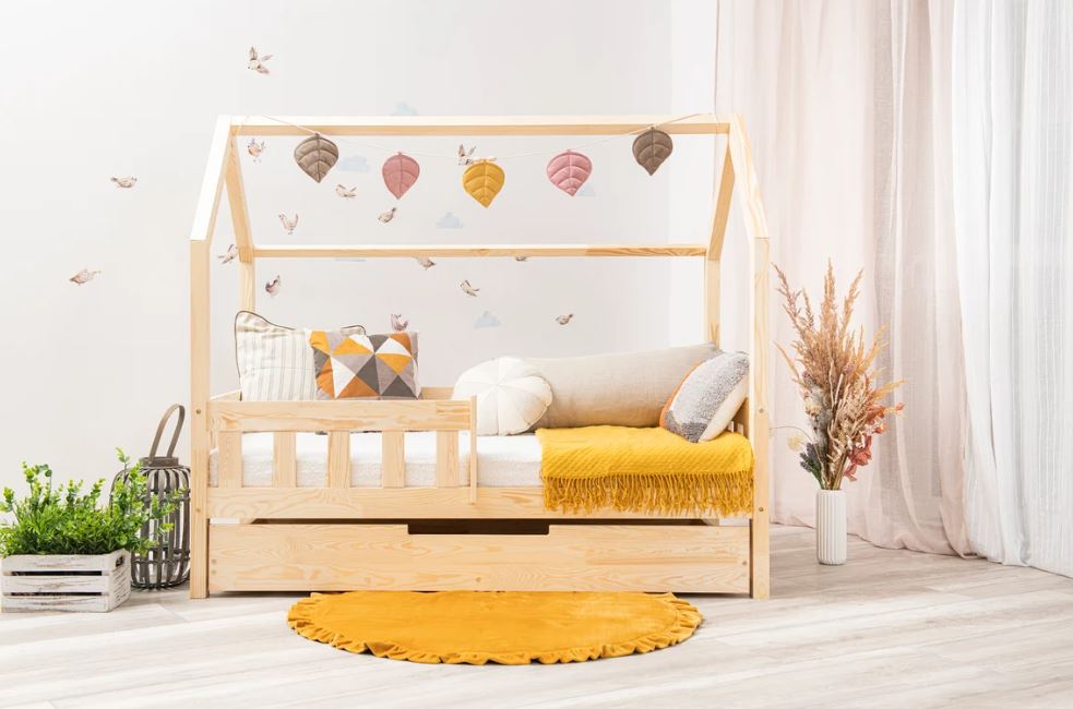 Cabinebed met slagboom en opberglade