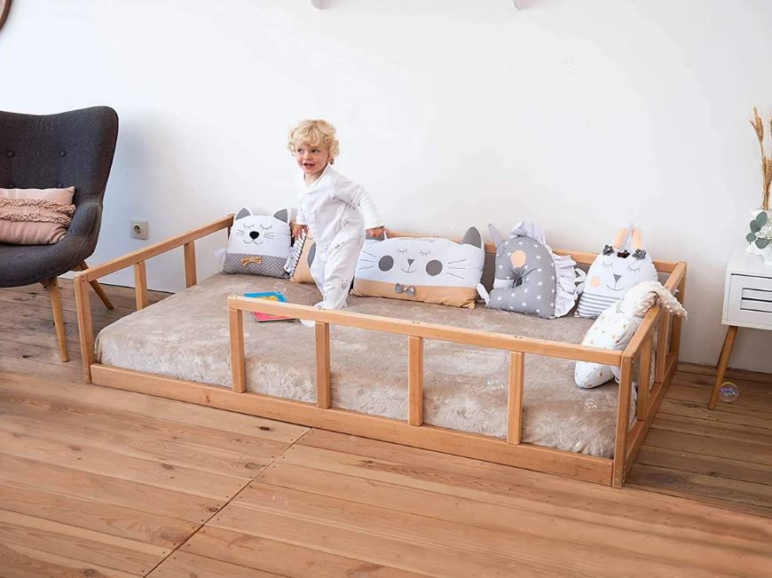 Lit Montessori au sol en bois