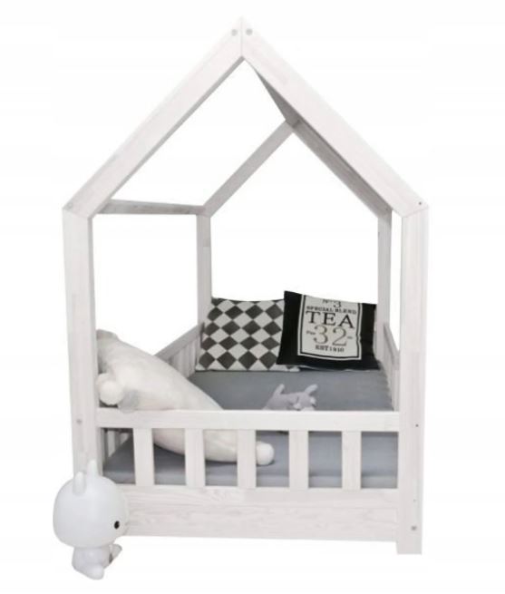 Houten kajuitbed met barrière