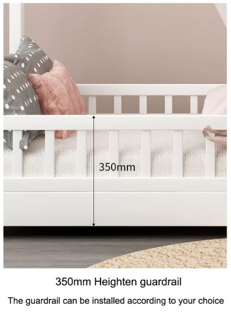 Lit cabane en bois blanc avec barrière de sécurité