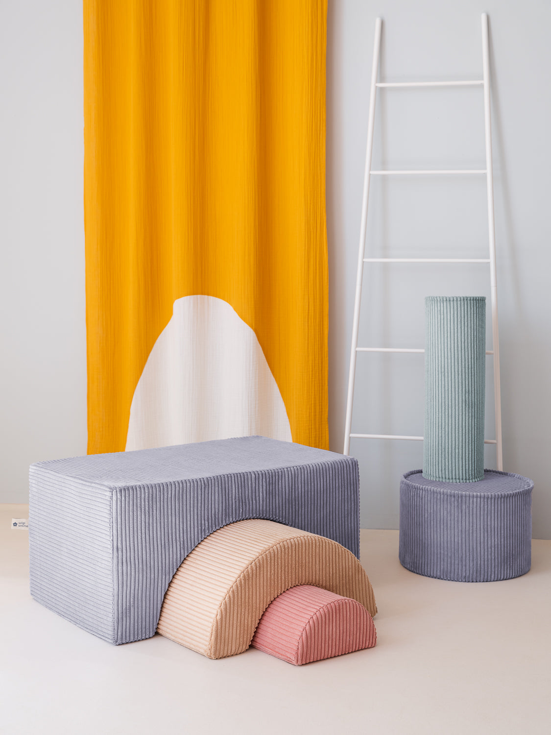Pouf Montessori arc-en-ciel - Bleu Beige &amp; Rose