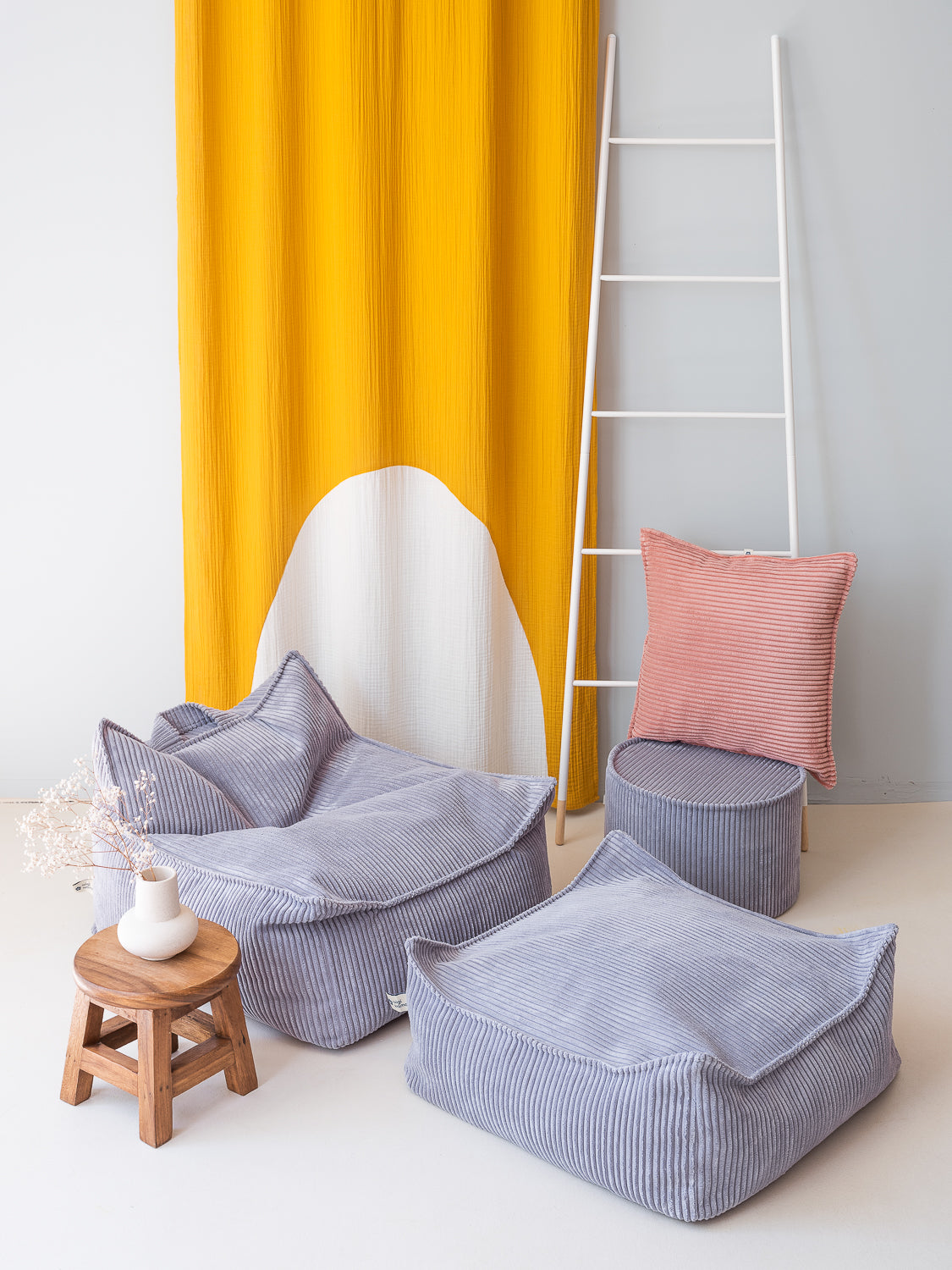 Vierkante fluwelen poef Blauw