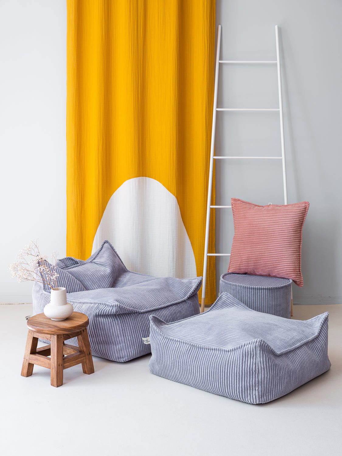 Vierkante fluwelen poef Blauw