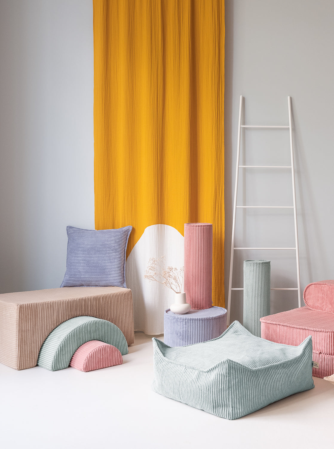 Pouf Montessori arc-en-ciel - Beige Vert &amp; Rose