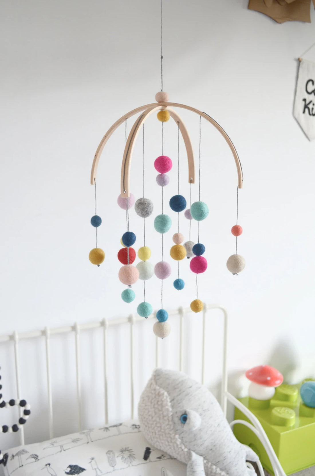 Mobile Montessori Bleu canard &amp; autres couleurs