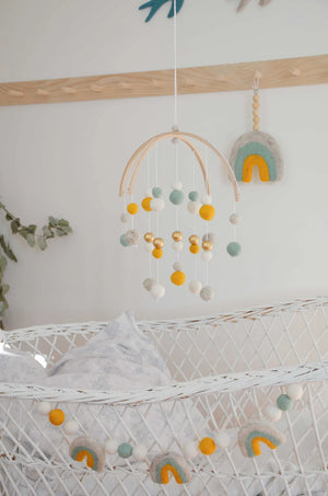 Mobile Montessori Blanc & Jaune moutarde