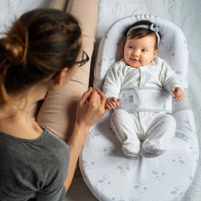 Couffin Cocoonababy Red Castle gris et blanc motif nuage